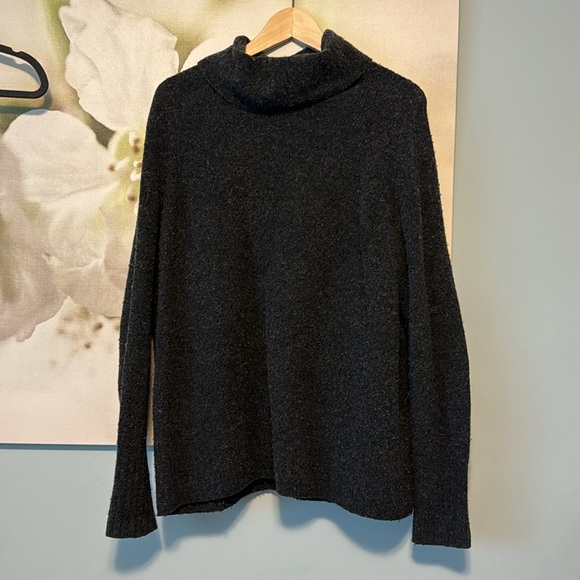 ARITZIA COMMUNITY PLUTARCH WOOL SWEATER - Picture 3 of 3